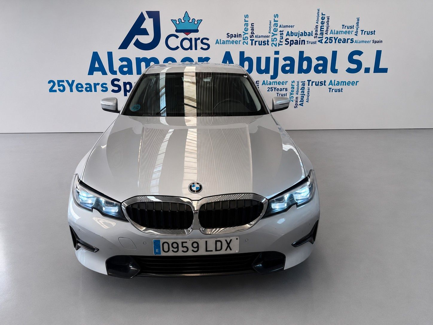 BMW 320 3 Limousine 320 d Sport Line imagem 2