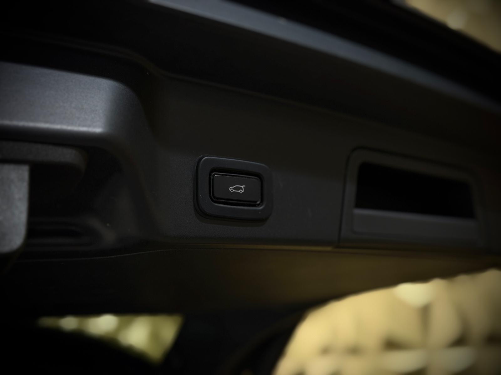 Land Rover Range Rover Evoque SE P250|AUTOMATIK|PANORAMA|