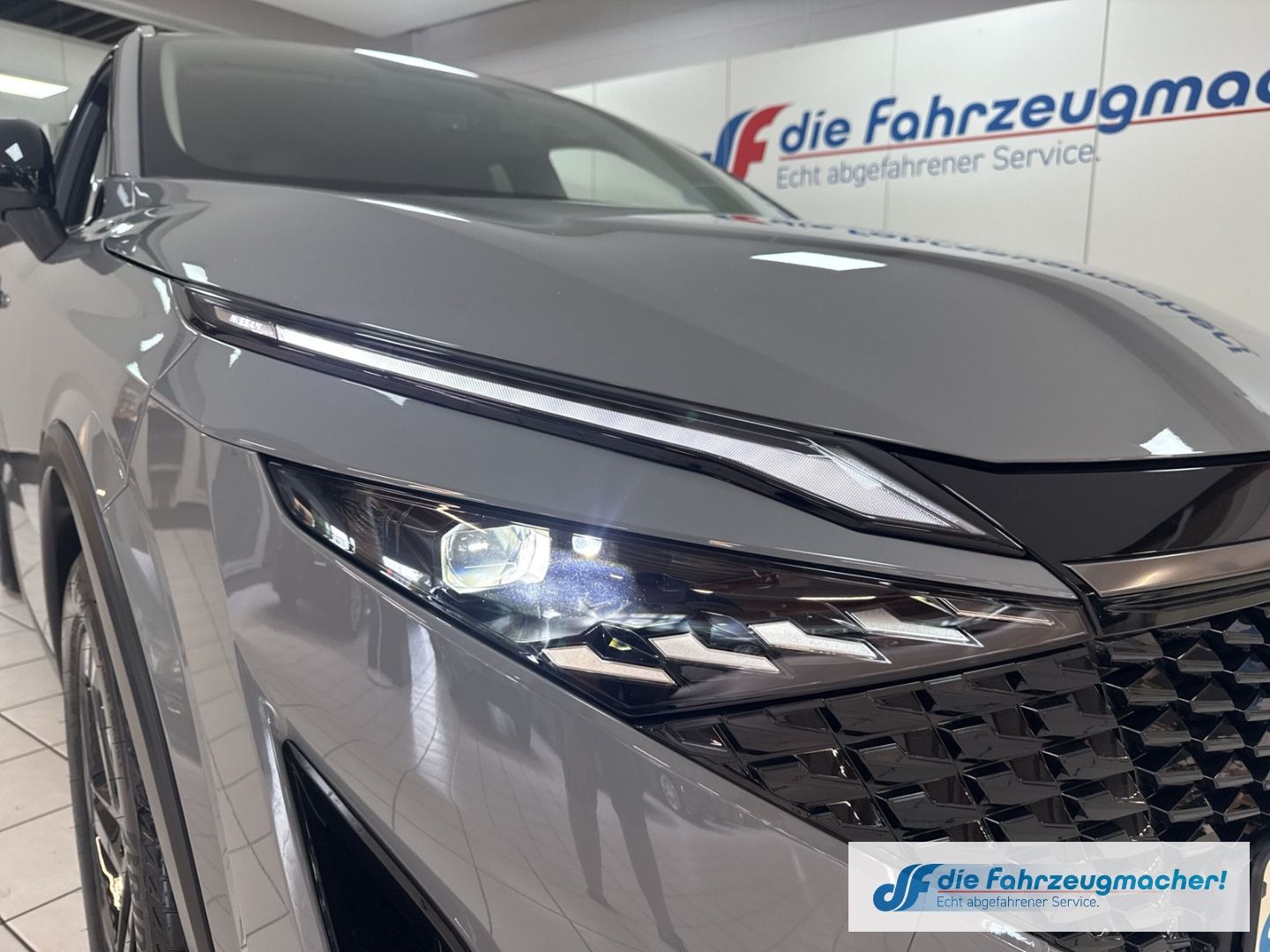 Fahrzeugabbildung Nissan Qashqai N-Connecta Navi 360 Kamera LED Apple Car