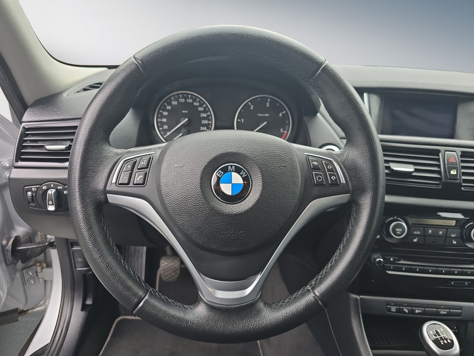 Fahrzeugabbildung BMW Baureihe X1 sDrive 18d,LEDER, PDC,SHZ,NAVi
