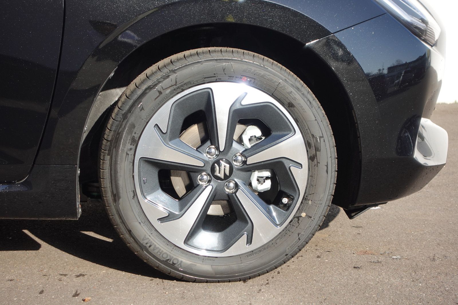 Fahrzeugabbildung Suzuki Swift Comfort+ 1.2 MildHybrid,Navi,Kamera,Sitzhz