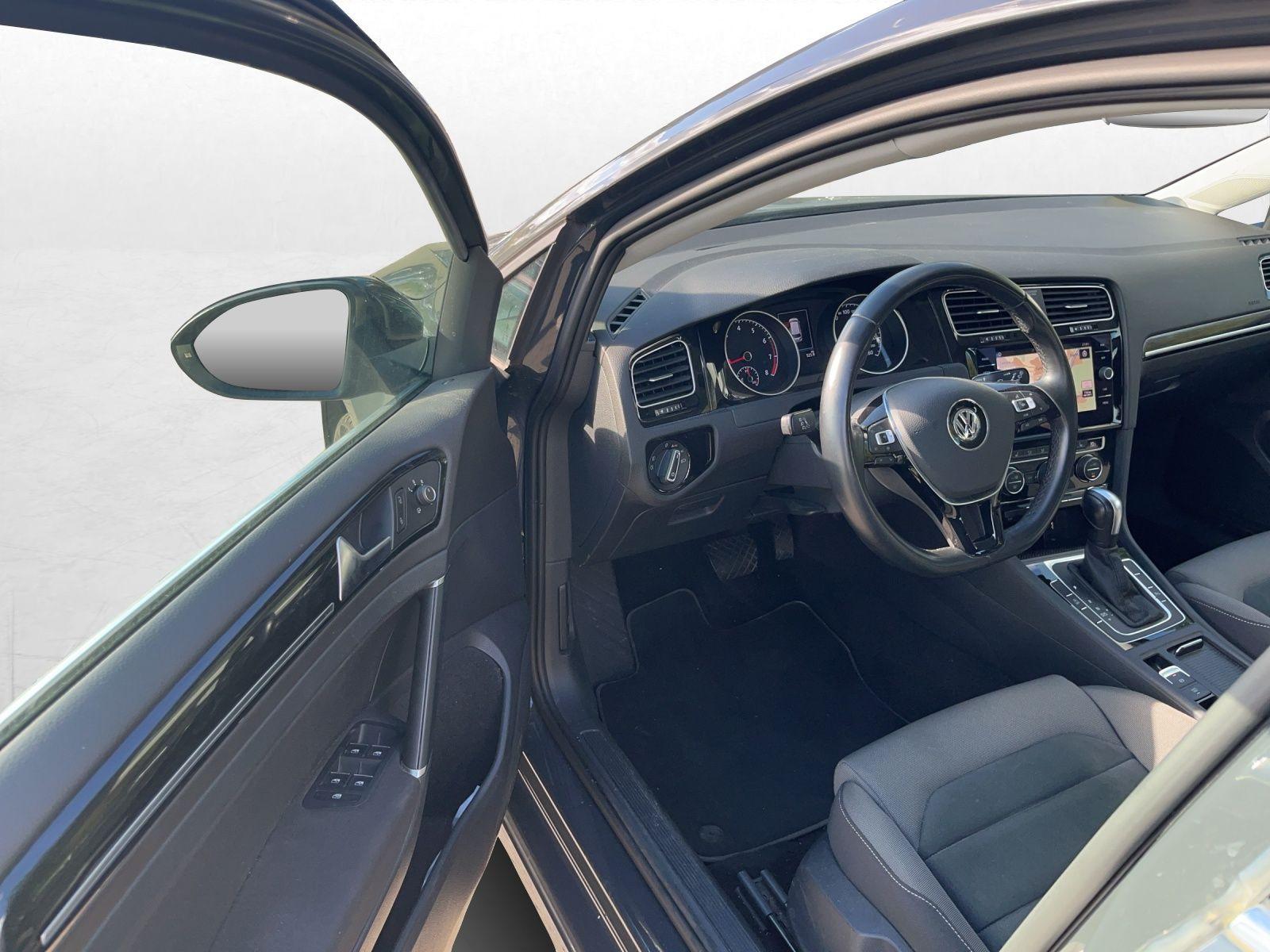 Volkswagen Golf VII Variant 1.5 TSI DSG HIGHLINE*PANO*AHK*L