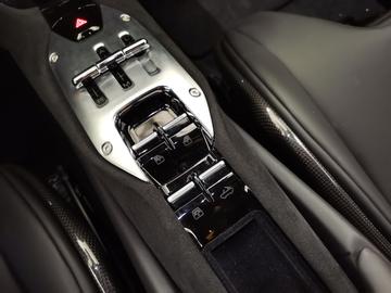 2023 Ferrari 296 GTS 缩略图 16