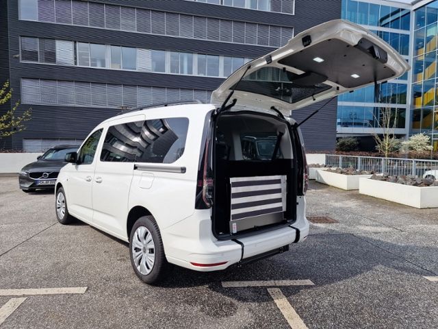 Fahrzeugabbildung Volkswagen Caddy Maxi Heckeinstieg Rollstuhlrampe