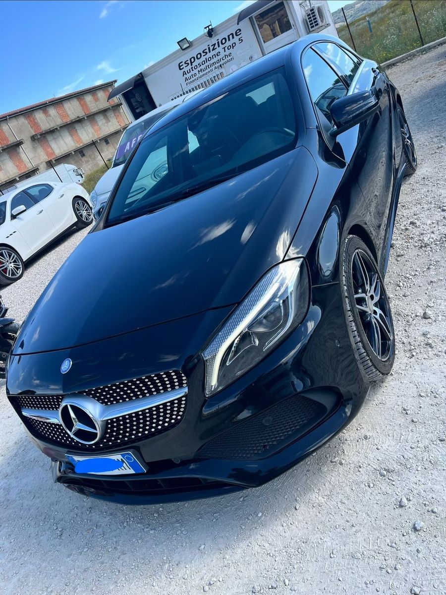 MERCEDES-BENZ A 180