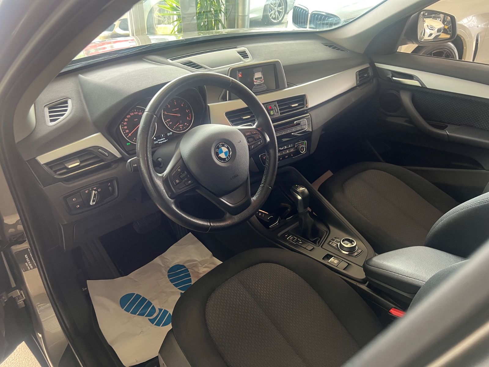 Fahrzeugabbildung BMW X1 sDrive 18 d Advantage *LED*NAVI*SITZHEIZUNG*
