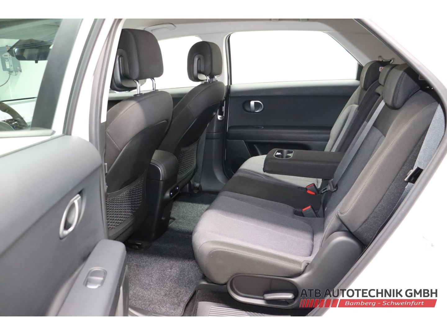 Fahrzeugabbildung Hyundai IONIQ 5 77,4 kWh 98,3% SOH 2WD Navi LED Apple Ca
