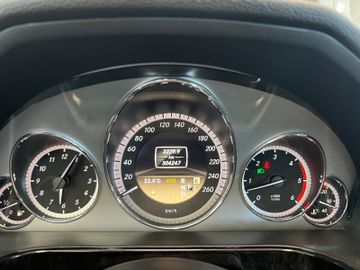 Mercedes E 350 - 11