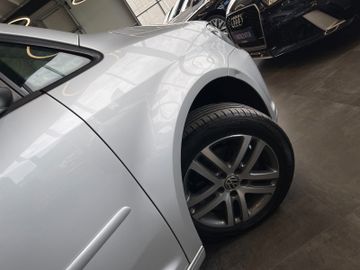 Volkswagen Touran Comfortline *7.SITZER*TEMPOMAT*KLIMA*AHK*