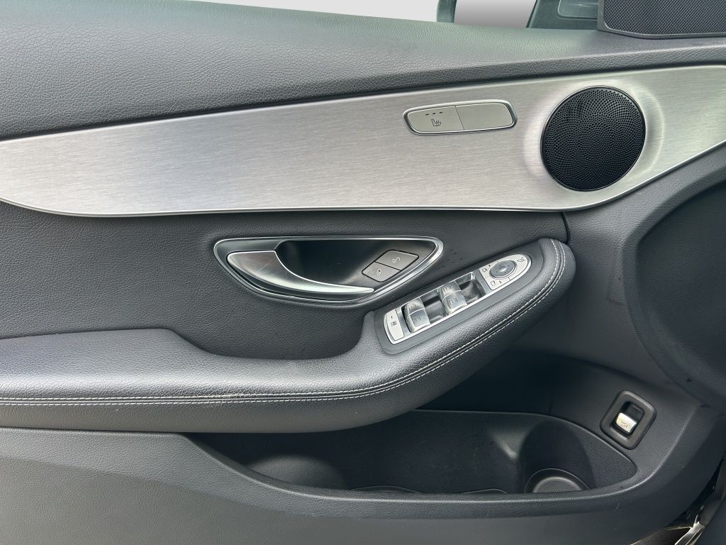 Fahrzeugabbildung Mercedes-Benz C 220 d T-Modell Avantgarde*COMAND*PanoDach*AHK