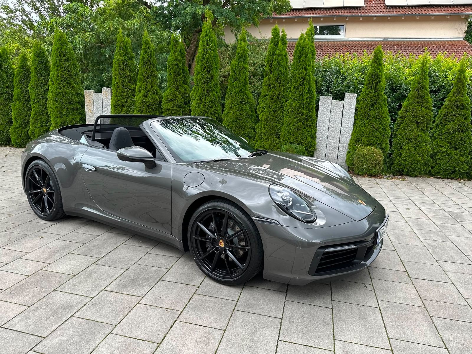 PORSCHE Porsche 911 (992) Carrera Cabriolet | Approved