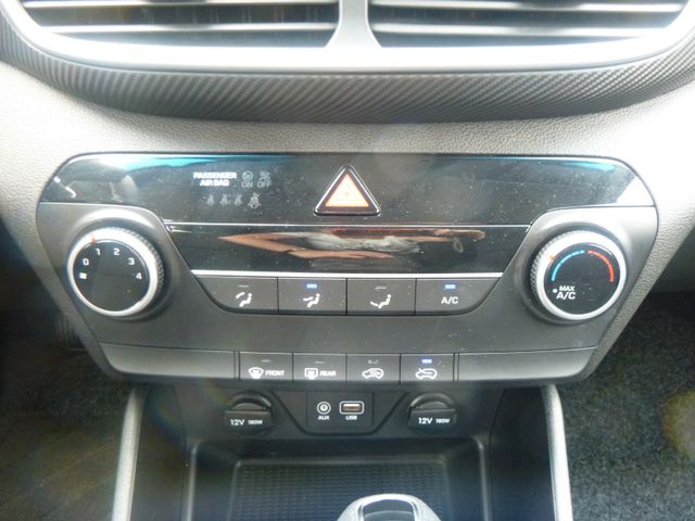 Fahrzeugabbildung Hyundai Tucson Pure 2WD >64.818KM/Automatik<