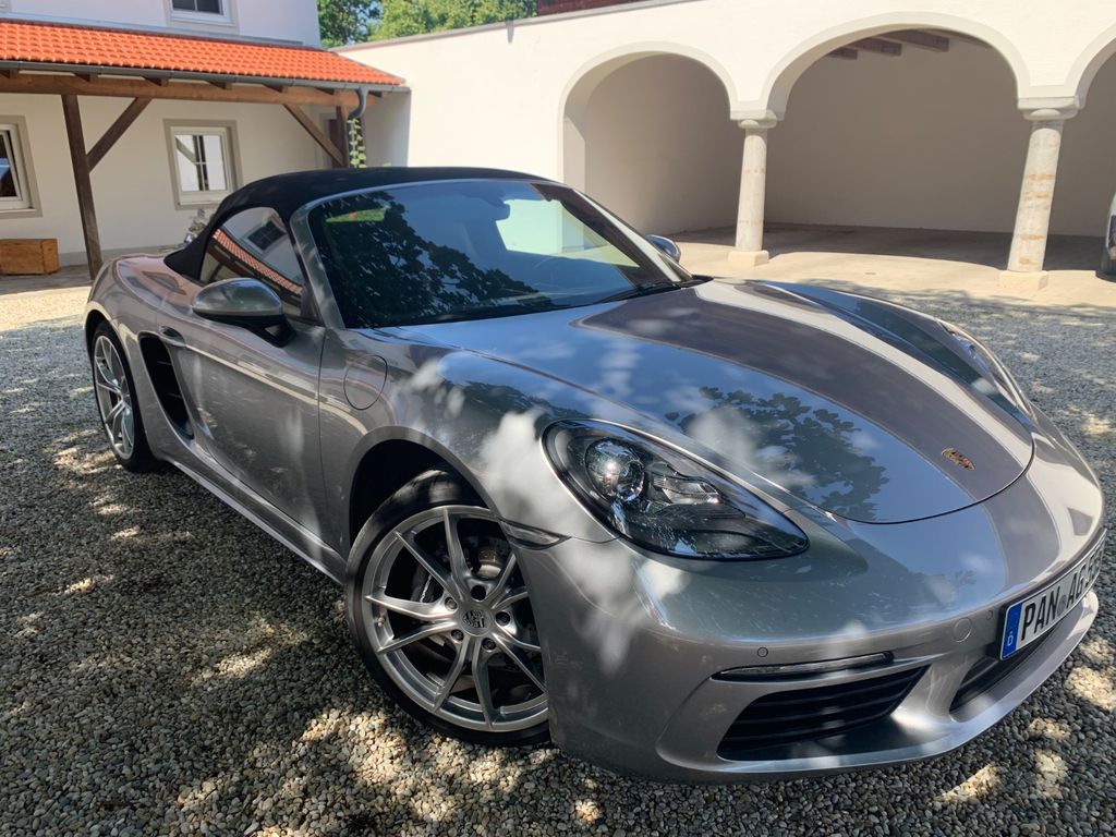 Image of Porsche Boxster