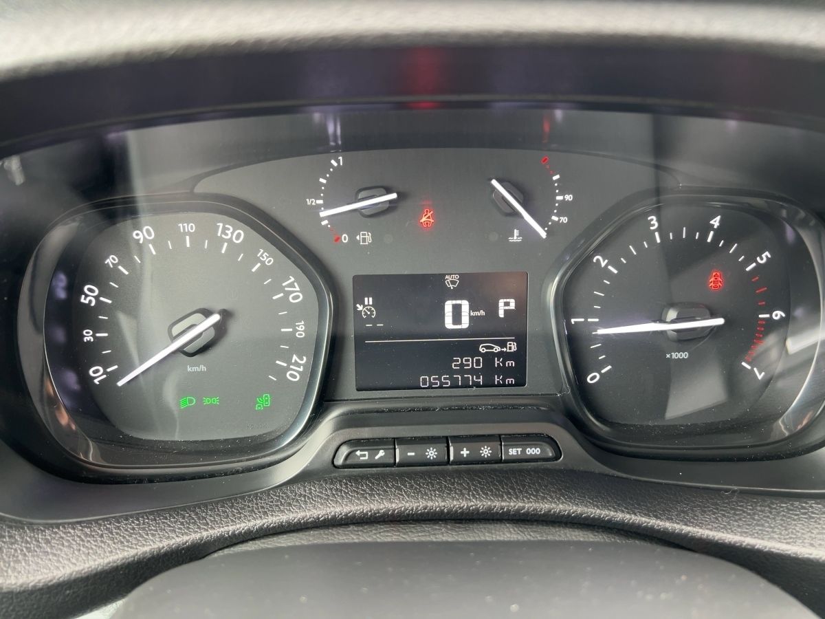 Opel Vivaro - Bild 15