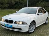BMW 520i Lim. Weiß *Aut *Xenon *Schiebedach *17 Zoll - BMW 520 aus 2001: 520i