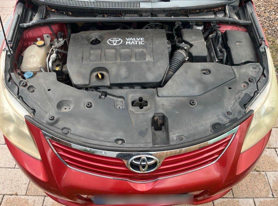 Toyota Avensis 2009 — photo 10
