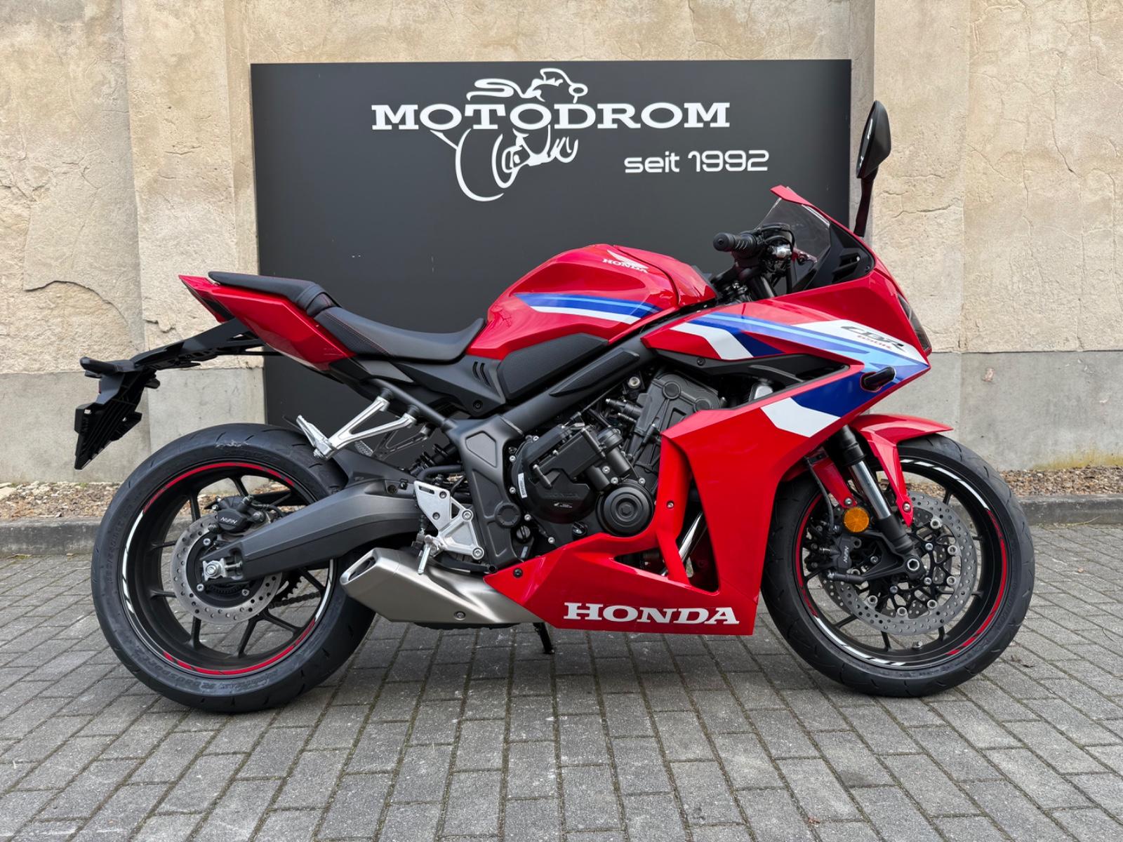 Honda CBR650R E-Clutch Tageszulassung