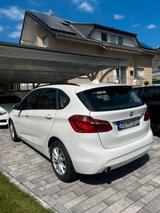 BMW F45 218i Active Tourer Advantage - BMW 2er Reihe von privat