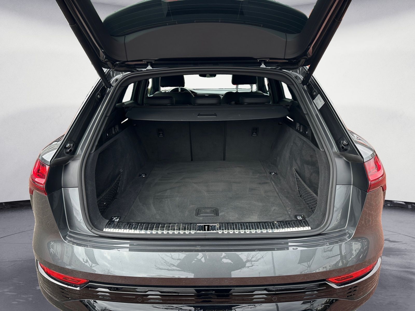 Audi Q8 e-tron - Bild 17