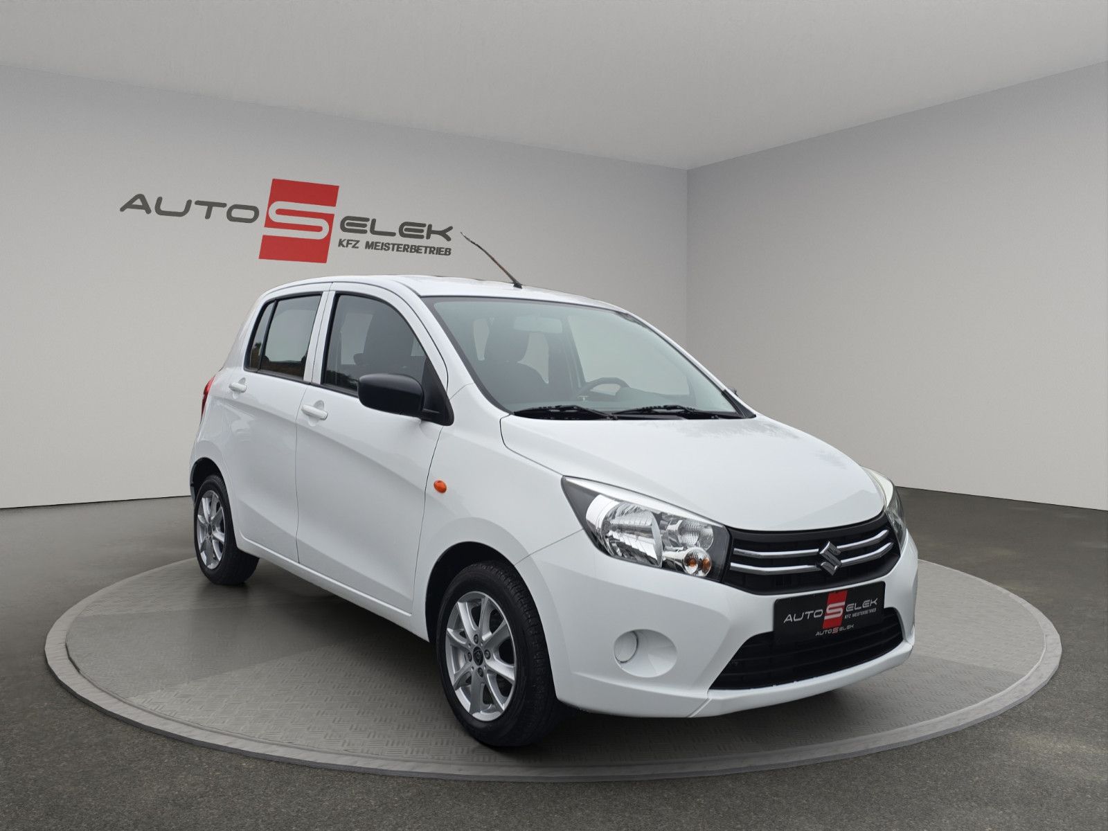 Fahrzeugabbildung Suzuki Celerio Club AUS 1.HAND+WENIG KM+TÜV SERVICE NEU