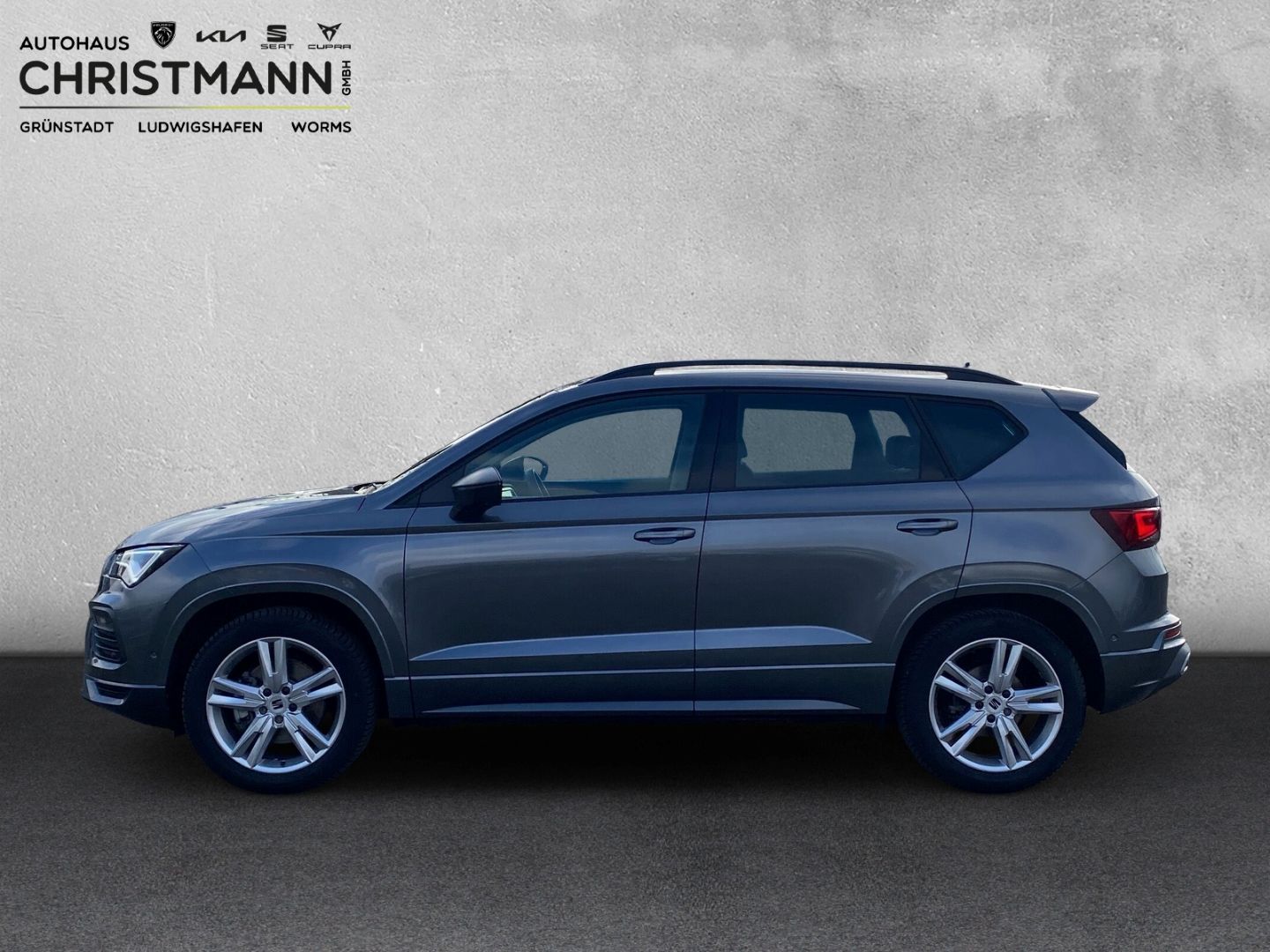 Fahrzeugabbildung SEAT Ateca FR 4Drive 2.0 TDI EU6d AD AHK-klappbar Nav