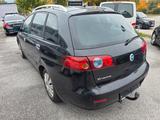 Fiat Croma 1.9 8V Multijet Emotion - schwarze Fiat Croma