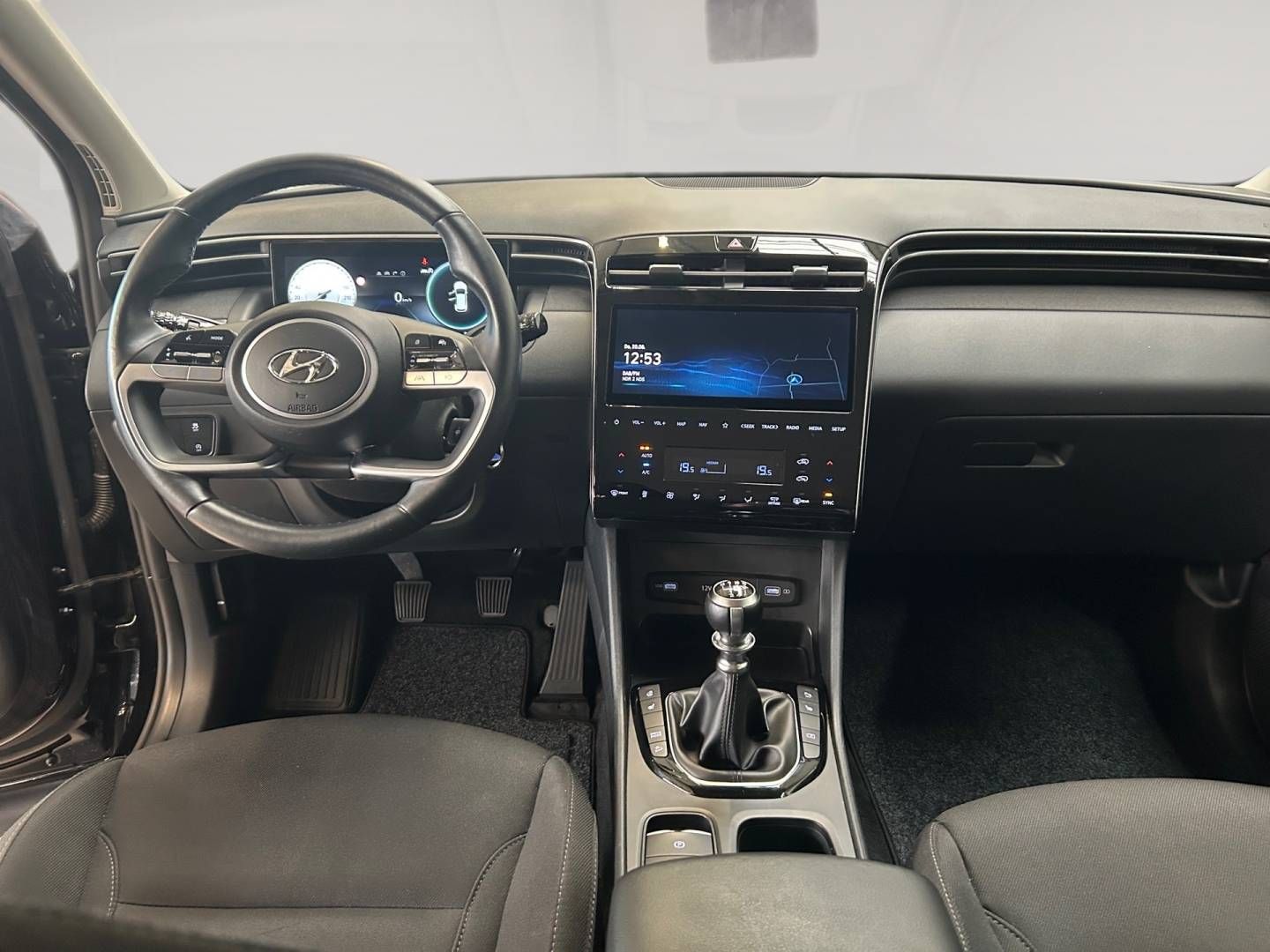 Fahrzeugabbildung Hyundai TUCSON 1.6 T-GDi 2WD Select