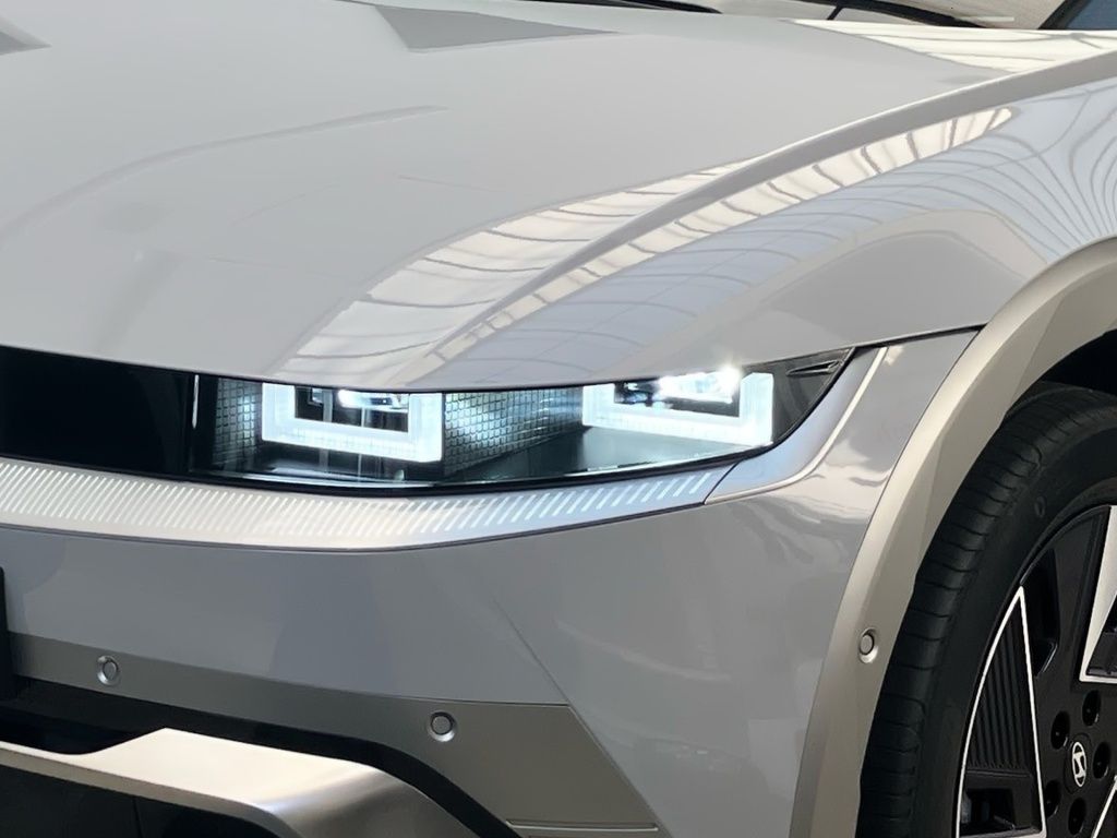 Fahrzeugabbildung Hyundai IONIQ 5 2WD 84kWh Uniq 2xKlima 360 4xSHZ AUT HUD