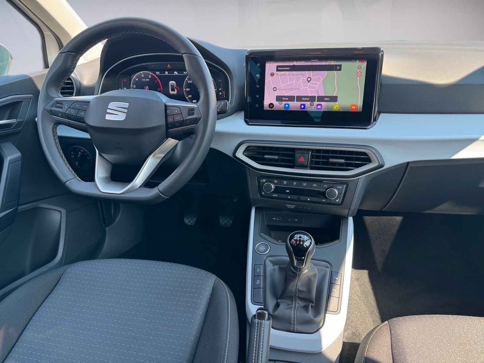 Fahrzeugabbildung SEAT Arona Style 1.0 TSI