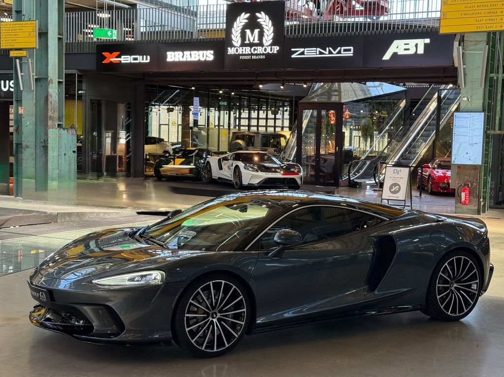 Image of McLaren GT