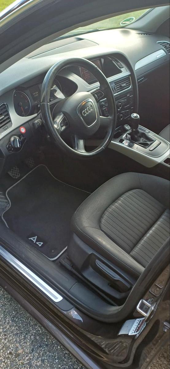 Audi Quattro 2011 — photo 7