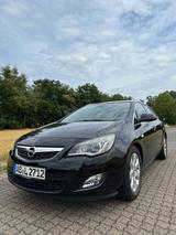 Opel Astra Sports Tourer 1.6 Turbo Edition 132kW ... - Opel Astra aus 2010: Sports