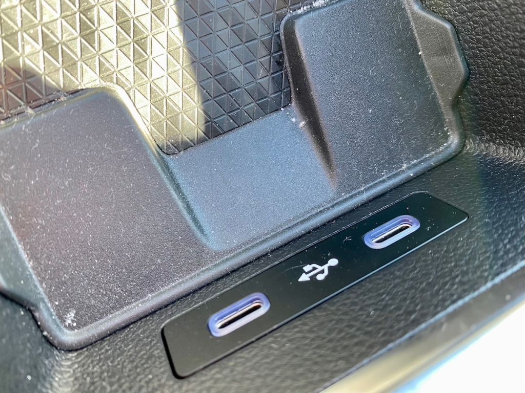 Fahrzeugabbildung Renault Megane E-TECH EV40 AAC SHZ CARPLAY LED KAMERA