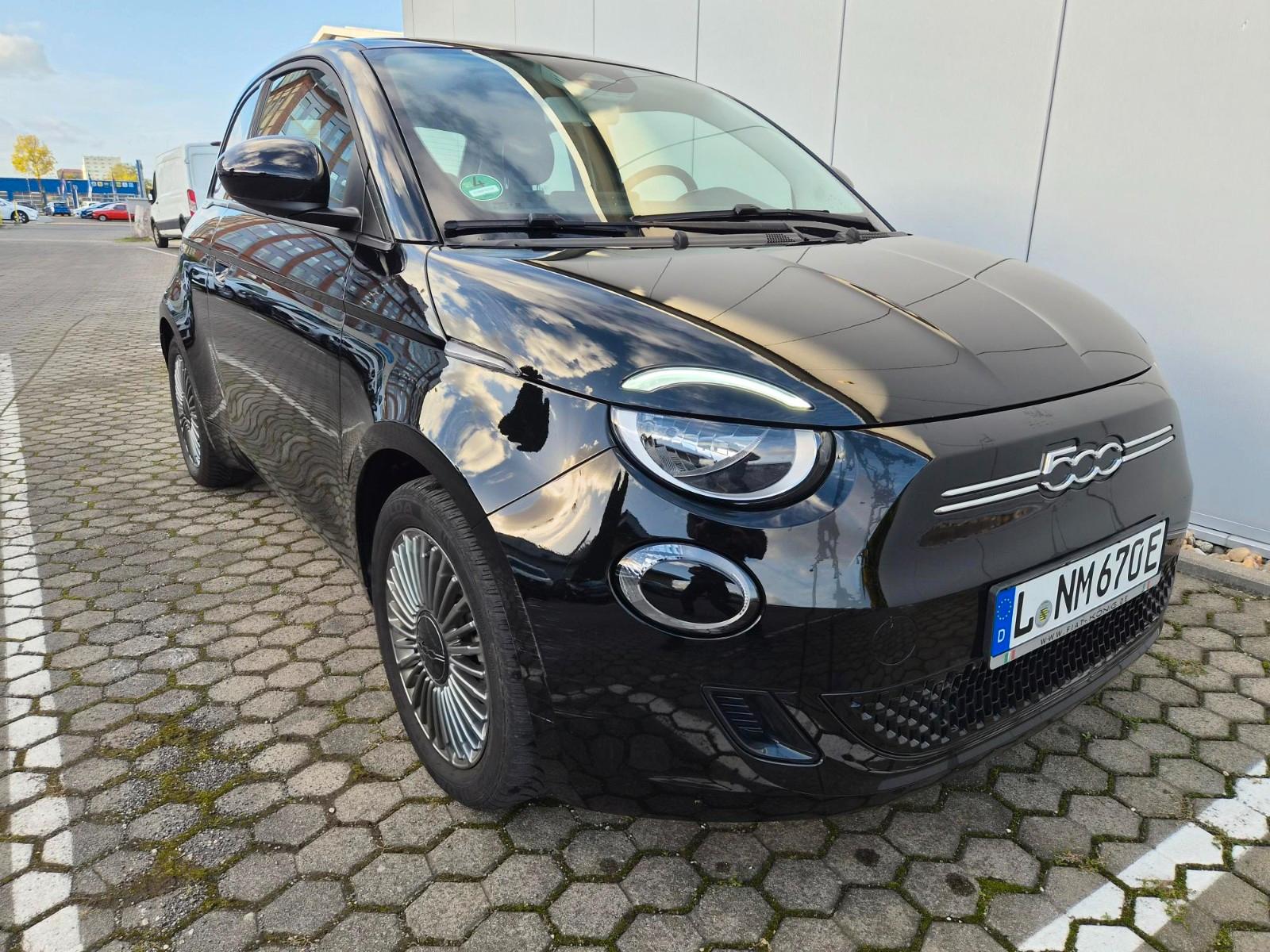 Fiat 500e Icon 42kWh, Winter-Paket, Wartung+HU neu