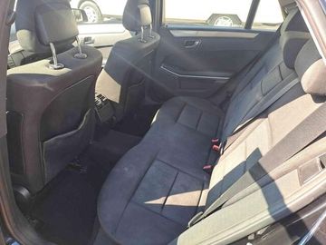 Mercedes E 250 - 7