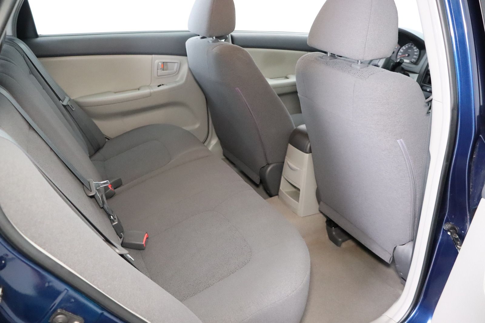 Fahrzeugabbildung Kia Cerato 1.6 LX HU/AU 08.2027 * Klima