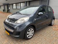 Peugeot 107 1.0-12V XS