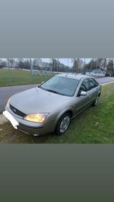 Ford Mondeo 1.8 - gebrauchte Ford Mondeo aus dem Jahr 2002