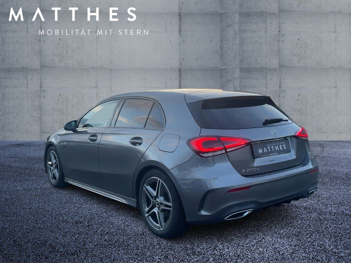 Fahrzeugabbildung Mercedes-Benz A 200 d AMG/Night/Kamera/LED/Navi/18''