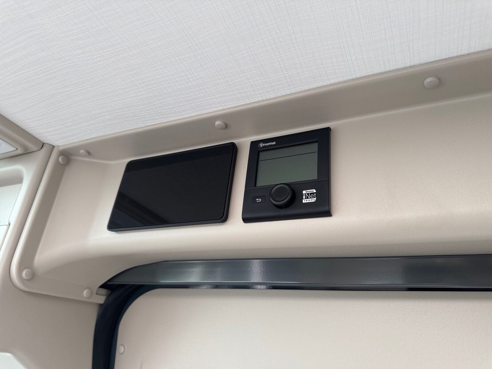 Fahrzeugabbildung Karmann Davis Lifestyle DA 630 LS Dachpanorama/Automat.