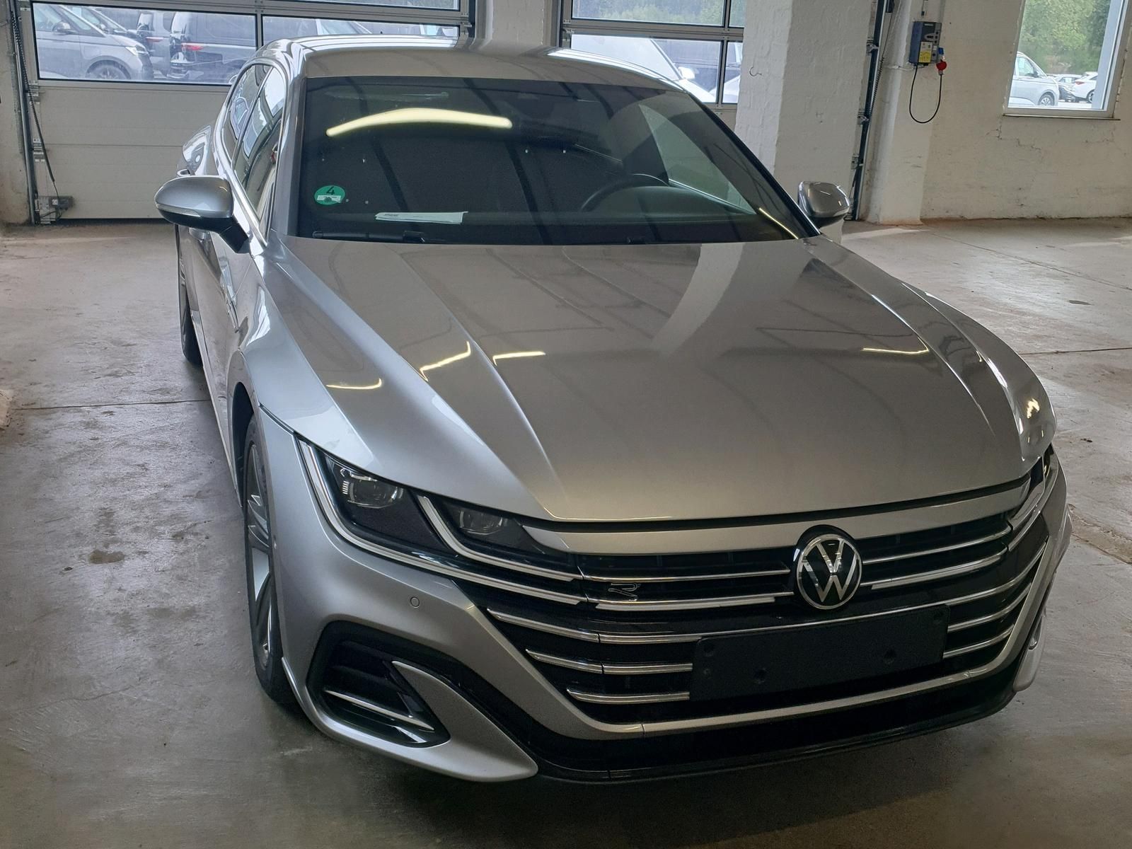 Volkswagen Arteon 2.0TDI R-Line IQ.Drive Matrix Navi ParkAs imagem 2