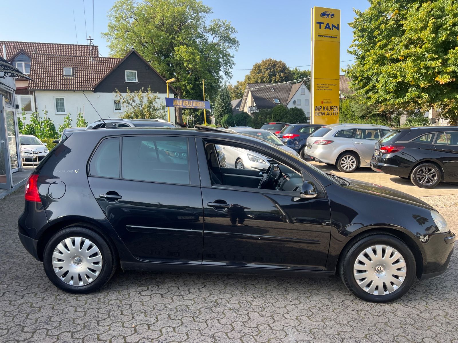 Fahrzeugabbildung Volkswagen Golf V Lim. Tour Edition *1.HAND*
