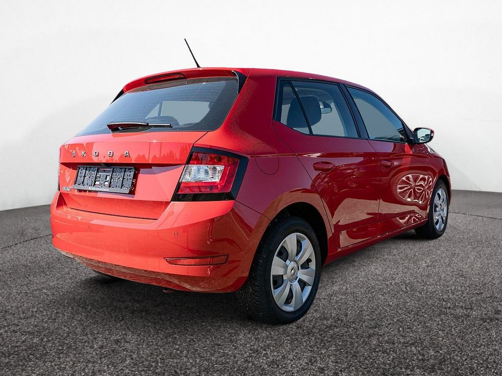 Fahrzeugabbildung SKODA Fabia 1.0 Ambition "Aktionsfahrzeug" SHZ KAMERA