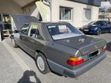 Mercedes-Benz 230E H-Kennzeichen, Zustandsnote 2 +, TÜV/AU Neu - Mercedes-Benz 230 mit Benzin-Antrieb: Limousine, H Kennzeichen