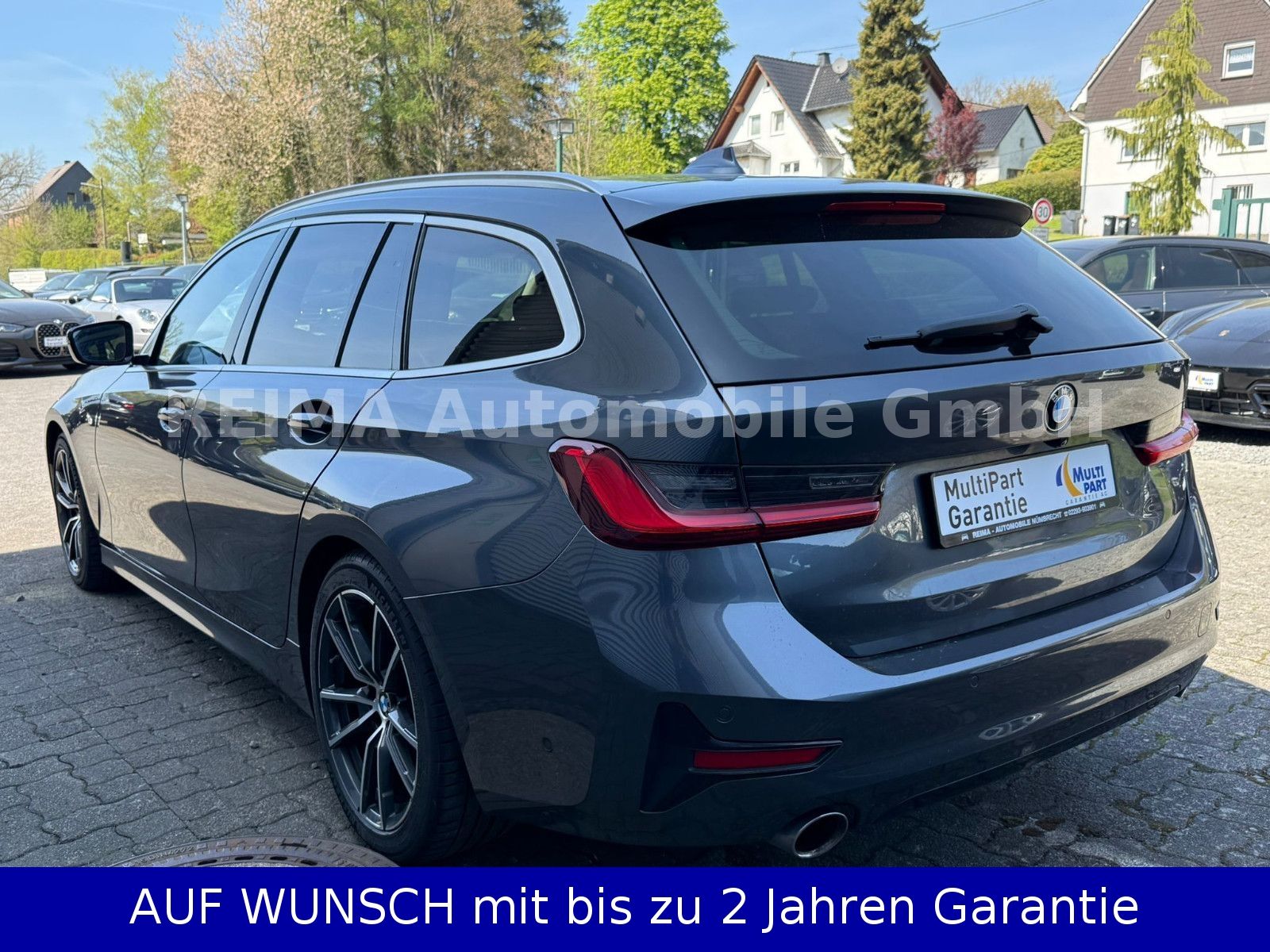Fahrzeugabbildung BMW 330d  Touring xDrive Sport Line, LED