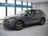 Volkswagen Tiguan Active 1.5 TSI Pano Navi H.Kardon - mit Benzin-Antrieb: Grau, Panorama-Dach, Geländewagen