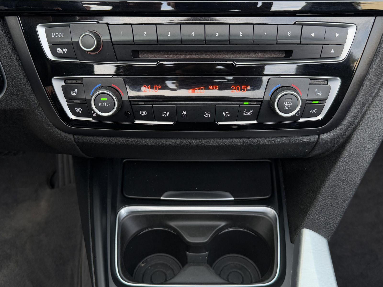 Fahrzeugabbildung BMW 420 d Cabrio M Sport Aut. XEN+SHZ+KAM+NAV+LEDER+