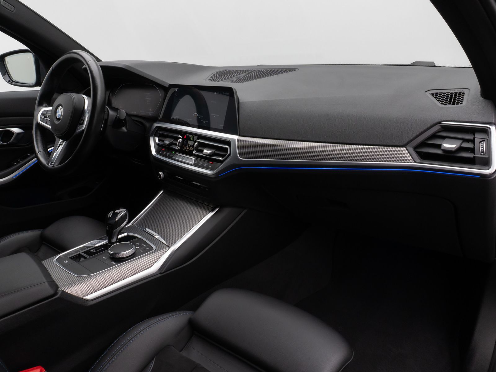Fahrzeugabbildung BMW 330d xD M Sport Laser Kamera HUD HiFi Komfort
