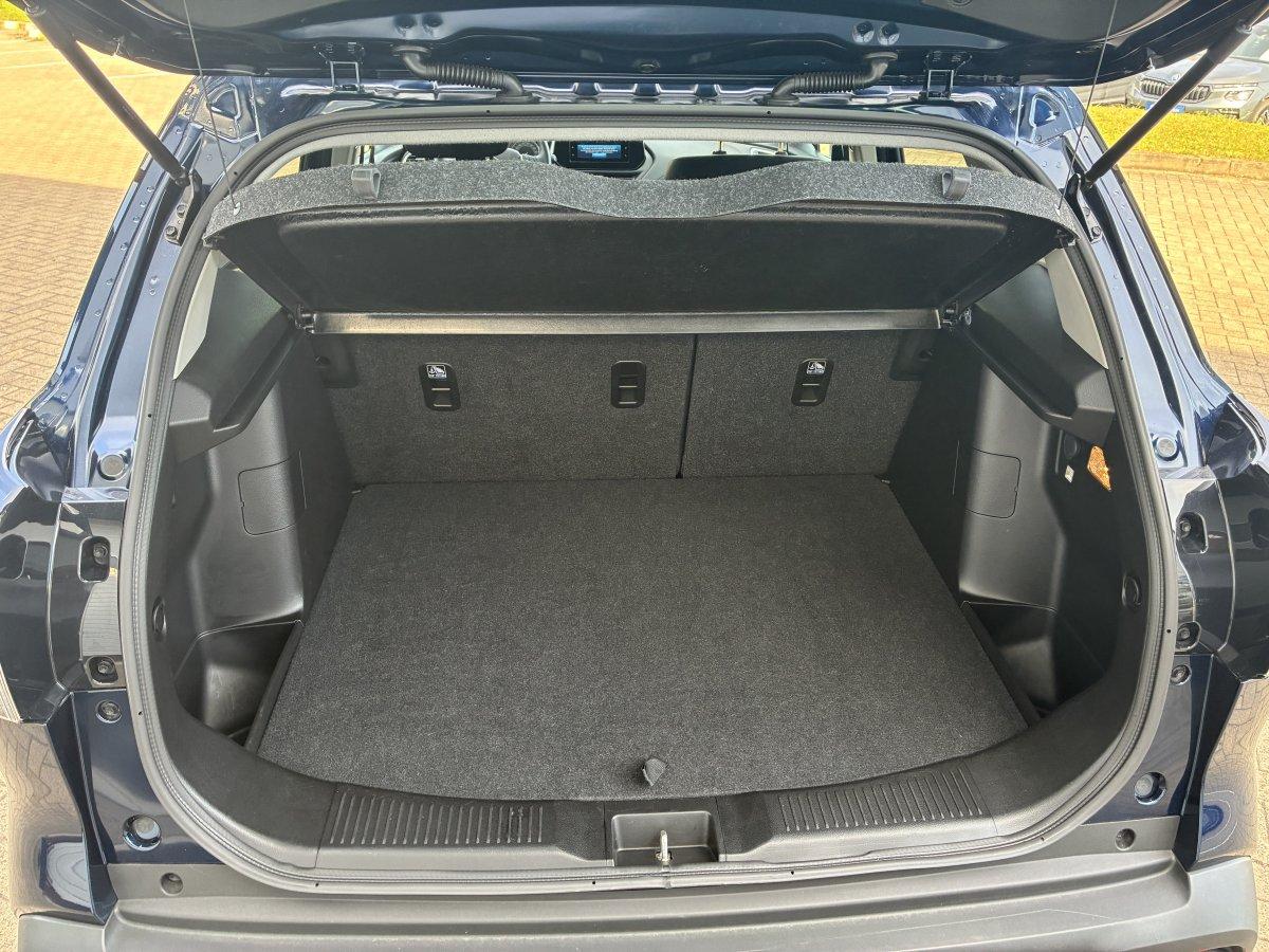 Suzuki S-CROSS 1.4 COMFORT MHEV RFK LED ACC