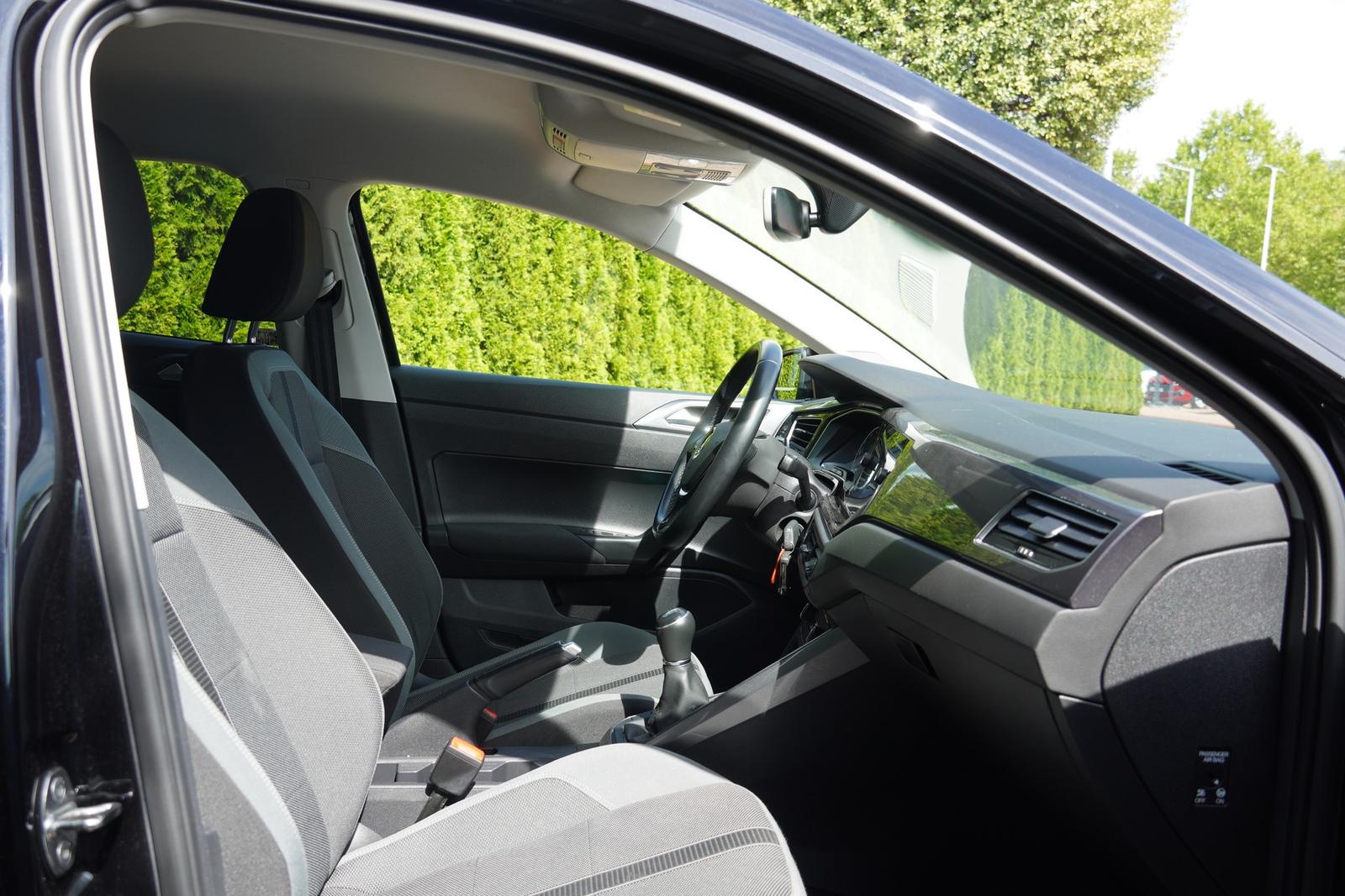 Volkswagen Polo 1.0 TSI Highline R-Line ACC Navi PDC DAB, миниатюра 30